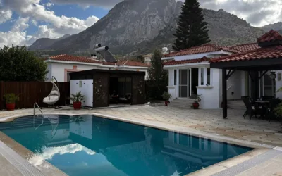 Bungalow mit Pool in Karşıyaka