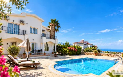Haus mit Pool & Meerblick in Özanköy